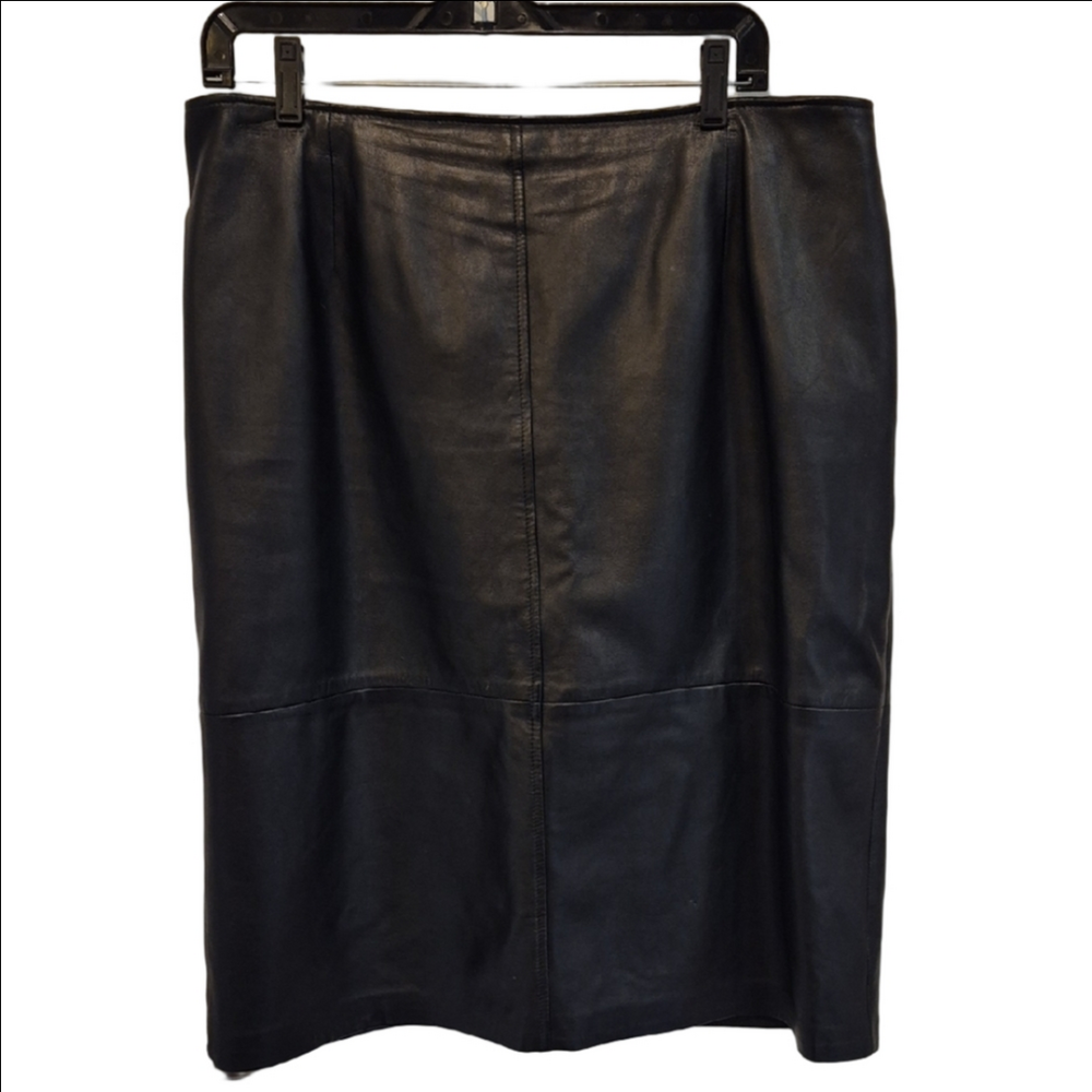 Vintage Elegant Soft Black Leather Lined Skirt Knee Length